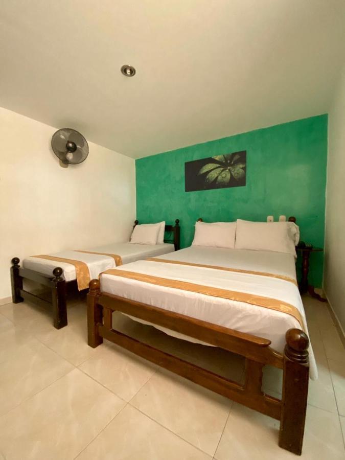 בוקארמנגה Hotel Santa Sofia מראה חיצוני תמונה