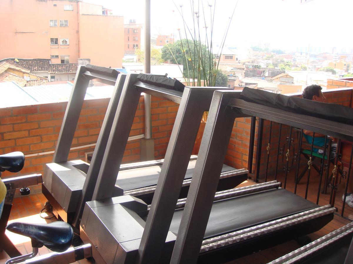 בוקארמנגה Hotel Santa Sofia מראה חיצוני תמונה